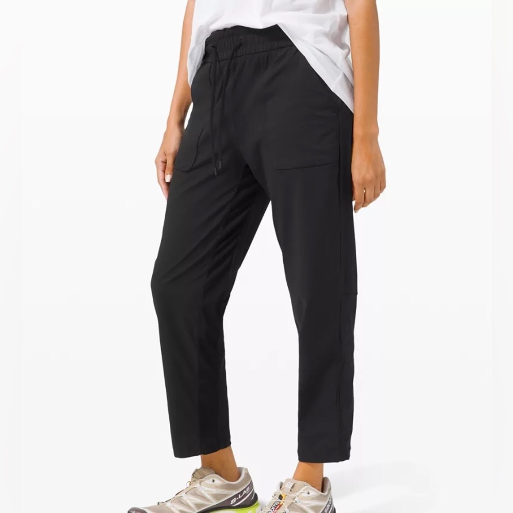 Lululemon - Beyond the Studio pant
